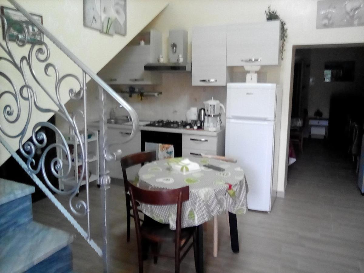La Casina Del Ponte Apartment Passo Corese Exterior foto